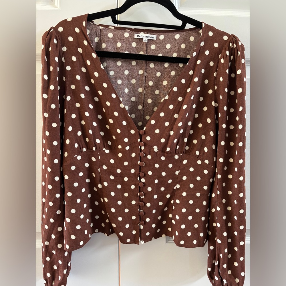 REFORMATION Long Sleeve Nell Top in Au Lait Collection, size L, brown polka dots